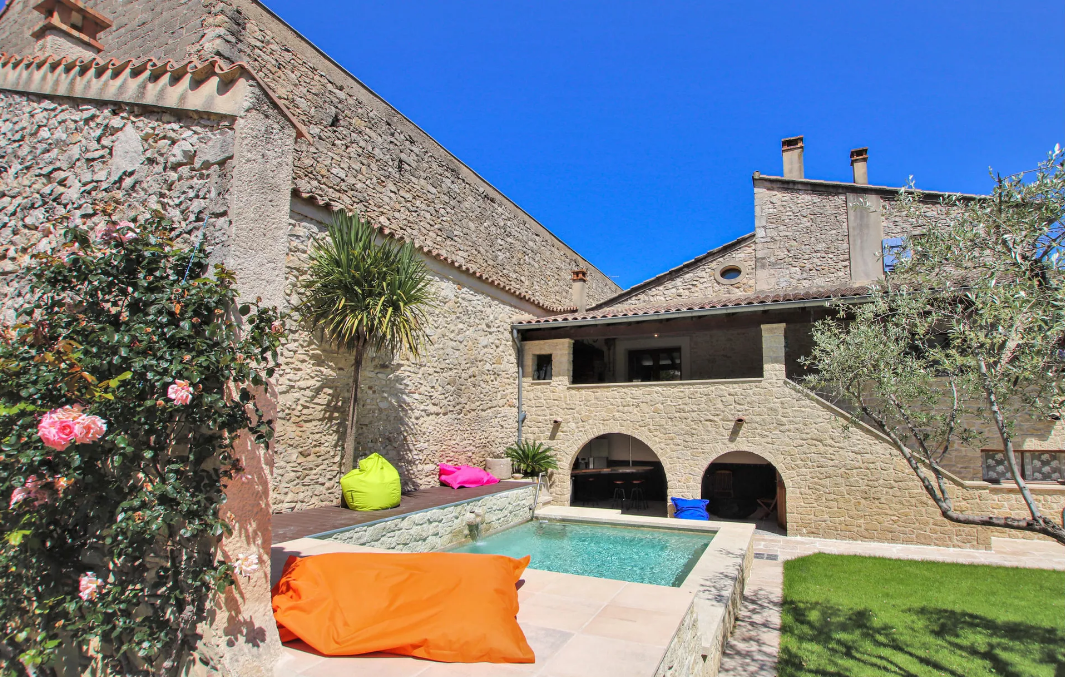 Maison-Bourg-Saint-Andeol-REF7539635